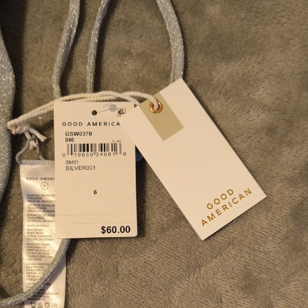 NWT Good American | Shimmering Silver Triangle Bra - Picture 2 of 4
